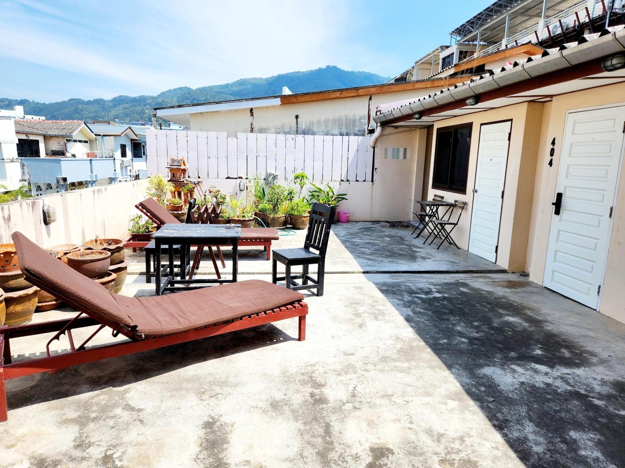 Seatel Phuket, Patong Beach Exterior foto
